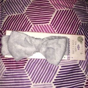 Cosmetic Headwrap by Refresh